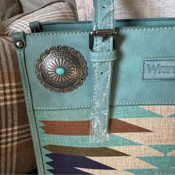 WRANGLER leather aztec concealed carry turquoise tote bag NWT - Picture 3 of 16